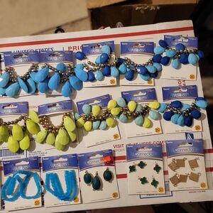 18ct Colorful Acrylic Beads and Connectors Set